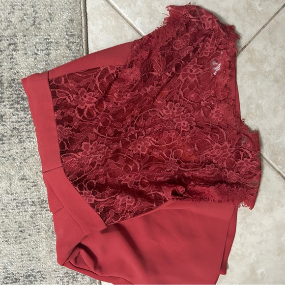 Raspberry colored lace inlay BCBG dress size 0 - Picture 4 of 5